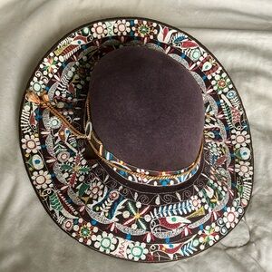 Felt embroidered hat